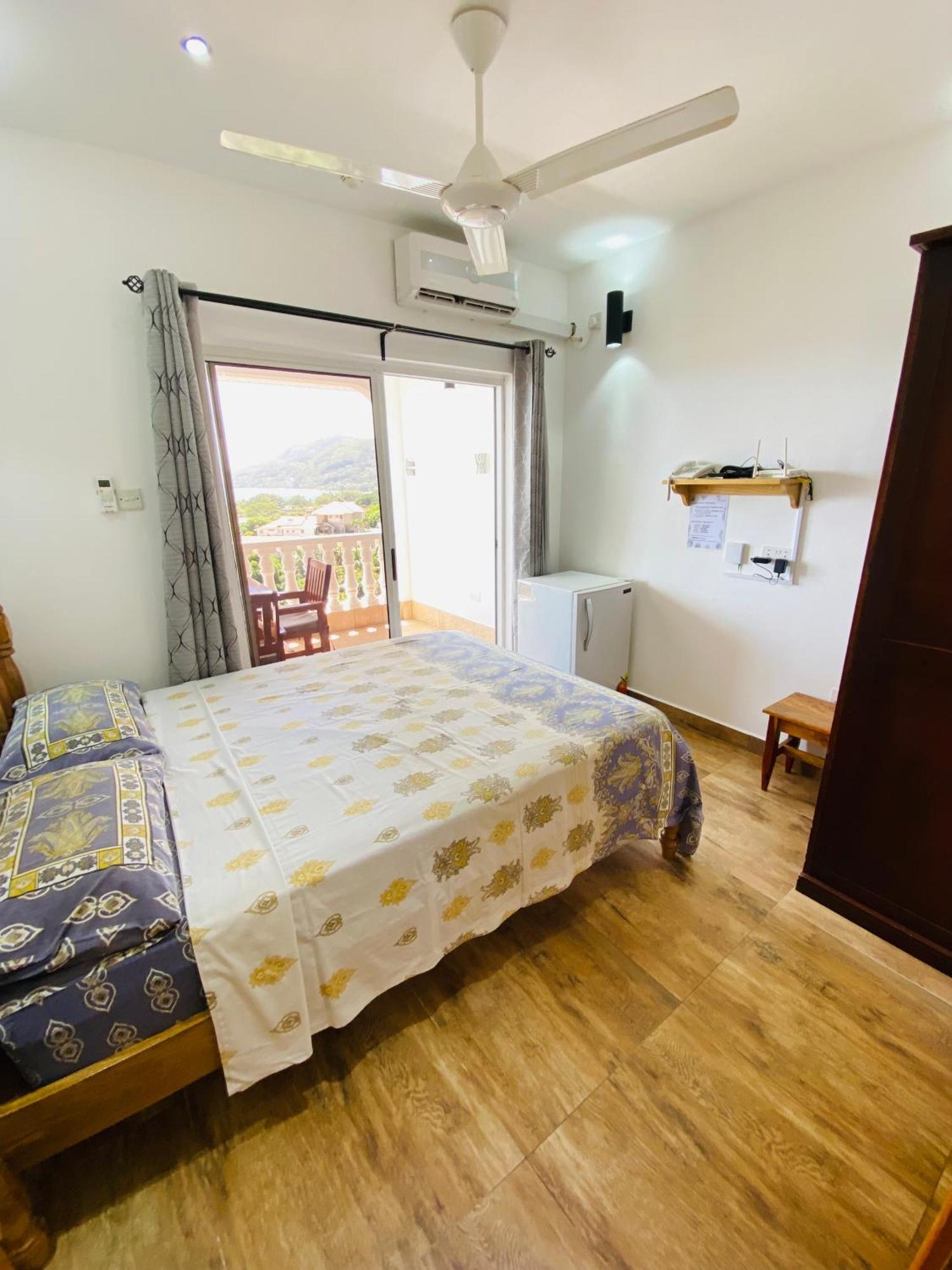Oceanic View Apartments Beau Vallon  Exterior photo