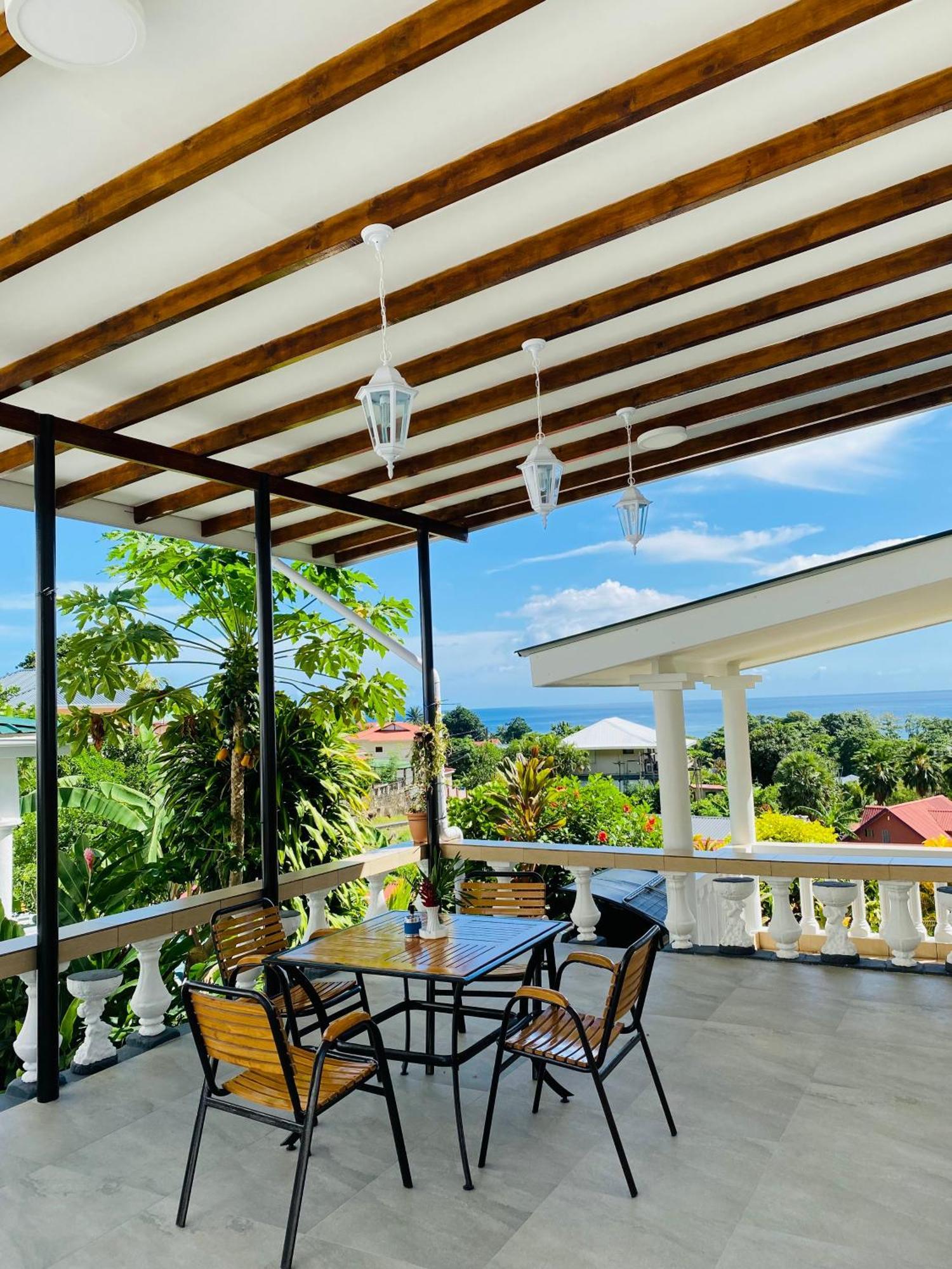 Oceanic View Apartments Beau Vallon  Exterior photo