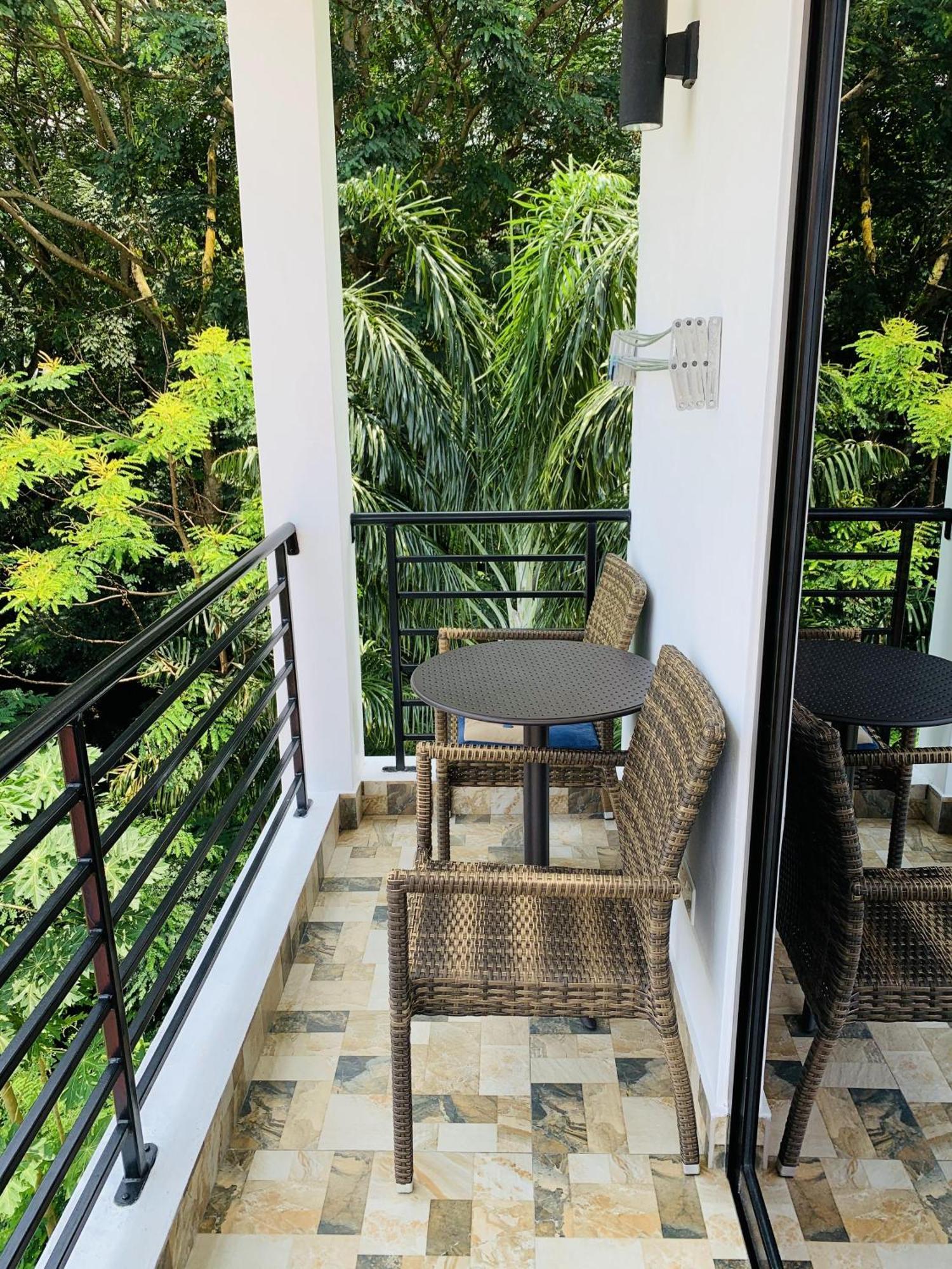 Oceanic View Apartments Beau Vallon  Exterior photo